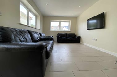 Cathays, Cardiff - Image 3