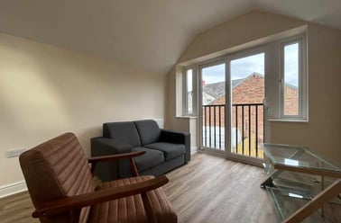 Heath, Maindy, Cardiff - Image 2