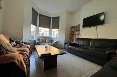 Cathays, Plasnewydd, Cardiff - Image 3