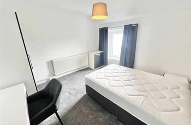 Uplands Crescent, Uplands, Swansea - Image 3