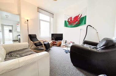 Cathays, Cardiff - Image 3