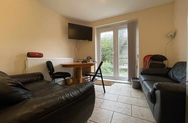 Cathays, Cardiff - Image 2