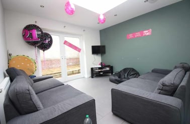 Cathays, Plasnewydd, Cardiff - Image 2