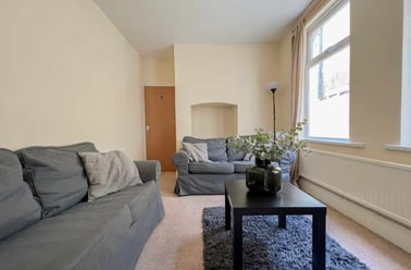 Heath, Gabalfa, Cardiff - Image 2