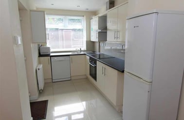 Shoreham Street, Heeley, Sheffield - Image 2