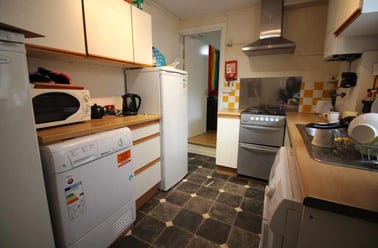 Roath, Plasnewydd, Cardiff - Image 2