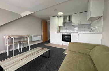 Riverside, Cardiff - Image 2