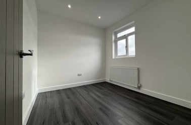 Cathays, Cardiff - Image 3