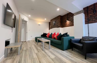 Cathays, Cardiff - Image 3