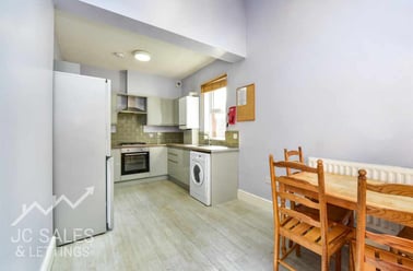 Kirkstall Road, Sharrowvale, Sheffield - Image 3