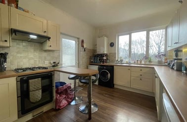 Heath, Gabalfa, Cardiff - Image 2