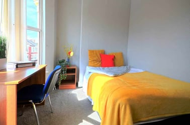 Kensington, Liverpool - Image 3