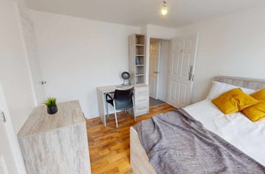 Blue Fox Close, City Centre, Leicester - Image 2