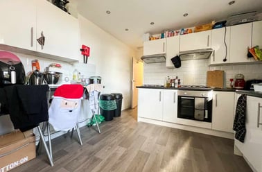 Roath, Cathays, Cardiff - Image 2