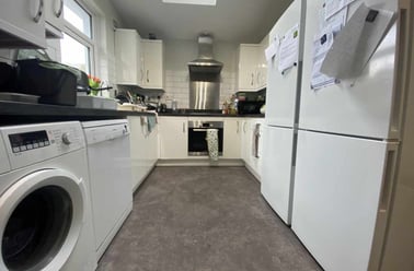 Heath, Maindy, Cardiff - Image 3