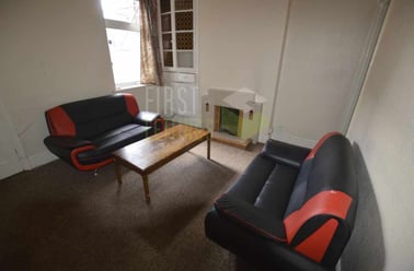 Thurlow Road, Clarendon Park, Leicester - Image 2