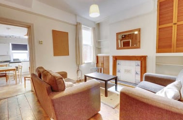 Danes Road, St Sidwells, Exeter - Image 2