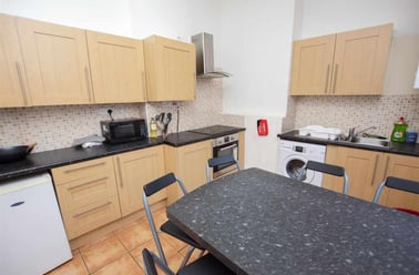 219 Heeley Road, Selly Park, Birmingham - Image 3