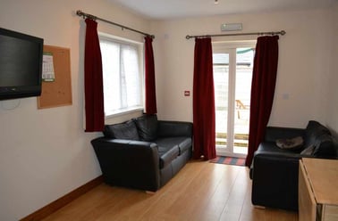 Cathays, Cardiff - Image 2