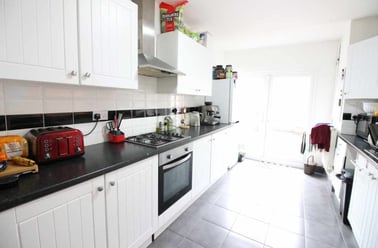 Roath, Plasnewydd, Cardiff - Image 2