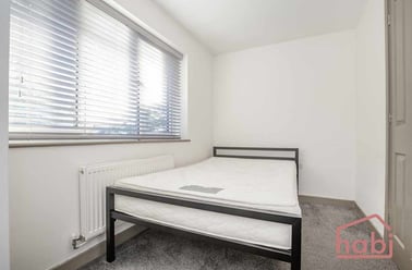 Taylor Road, Earlham, Norwich - Image 2