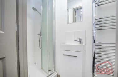 Taylor Road, Earlham, Norwich - Image 3