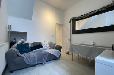 Roath, Plasnewydd, Cardiff - Image 3