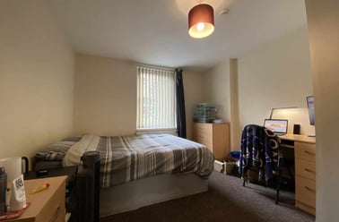 Cathays, Cardiff - Image 3