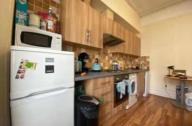 Cathays, Cardiff - Image 2