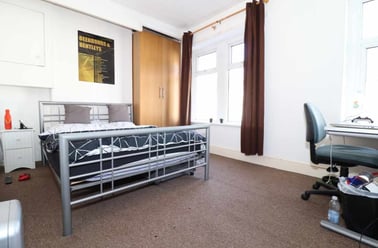 Cathays, Cardiff - Image 3