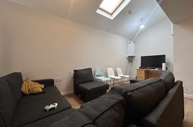 Cathays, Plasnewydd, Cardiff - Image 2