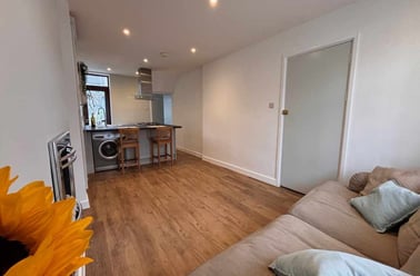 Grangetown, Riverside, Cardiff - Image 2