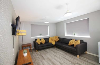 Cathays, Cardiff - Image 2