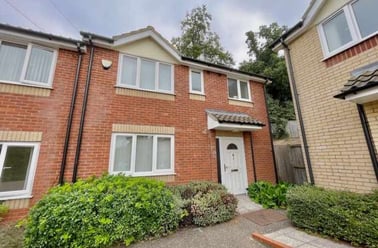 Betsy Close, Earlham, Norwich - Image 2