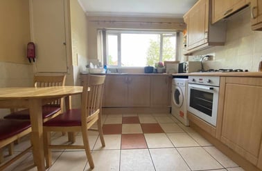 Lakeside, Cyncoed, Cardiff - Image 2