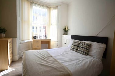 Kensington Fields, Low Hill, Liverpool - Image 2