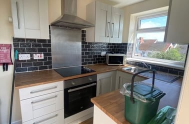 Danygraig Road, Port Tennant, Swansea - Image 2