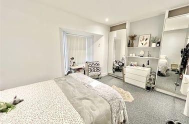 Alexandra Terrace, Uplands, Swansea - Image 3