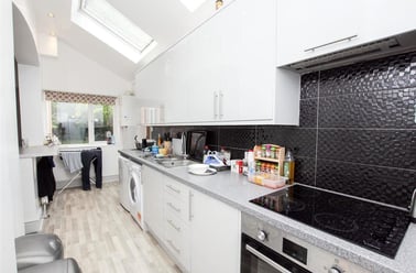 Oak Tree Lane, Selly Oak, Birmingham - Image 2