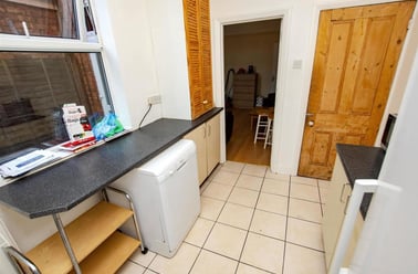 Raddlebarn Road, Selly Park, Birmingham - Image 3