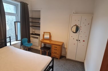 King Edwards Road, Brynmill, Swansea - Image 2