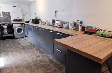 King Edward Rd, Brynmill, Swansea - Image 2