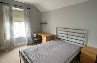 Oakwood Road, Brynmill, Swansea - Image 2