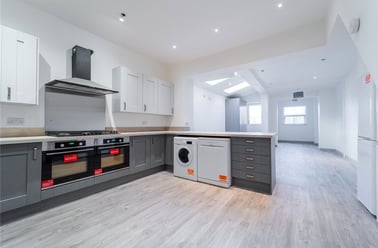 Raddlebarn Road, Selly Park, Birmingham - Image 2