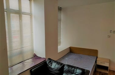 The Kingsway, Portland House, City Centre, Swansea - Image 2