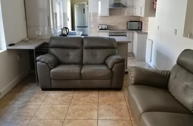 St Helens Avenue, Brynmill, Swansea - Image 2