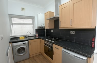 Splott, Cardiff - Image 3