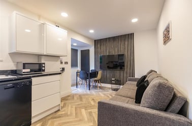 Metchley Drive, Harborne, Birmingham - Image 3