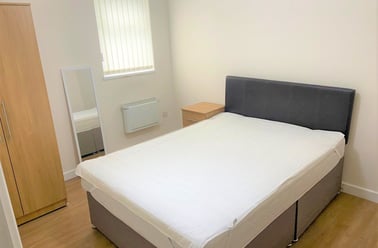 The Kingsway, City Centre, Swansea - Image 3