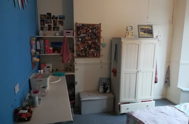 Gwydr Crescent, Uplands, Swansea - Image 2